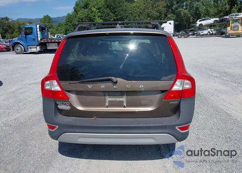 2013 Volvo Xc70 3.2/3.2 Platinum/3.2 Premier/3.2 Premier Plus z USA, uszkodzony, nr VIN YV4940BZ5D1147161